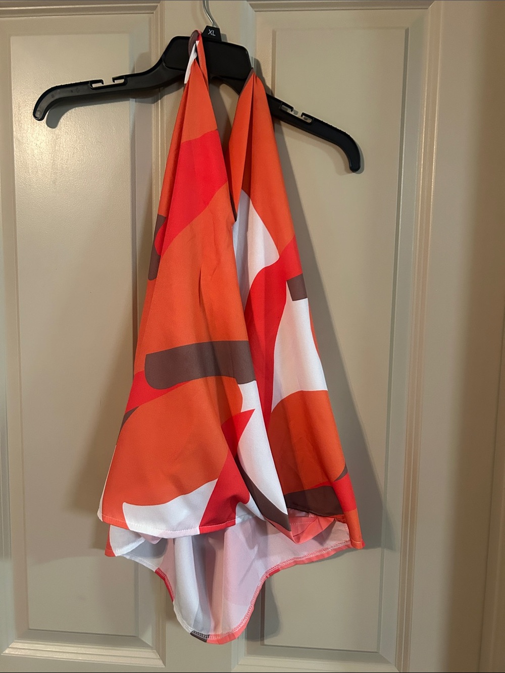 chic Red & Orange Abstract Halter Top - Picture 5 of 6
